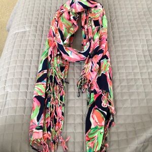 Lilly Pulitzer murfee scarf